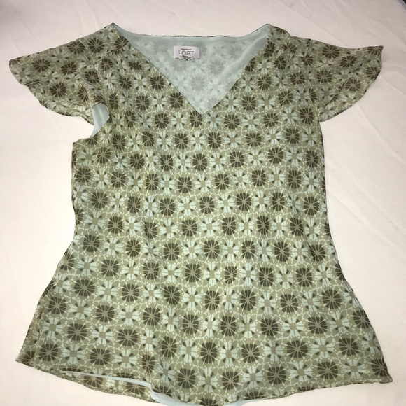 Ann Taylor Loft Tops - Ann Taylor Loft Large Silk Cap Sleeve top